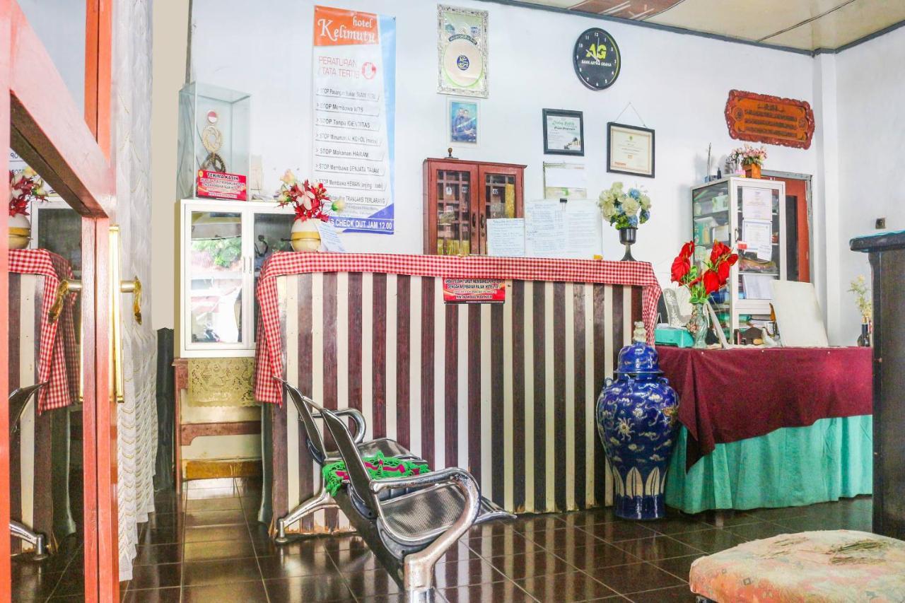 Spot On 91212 Hotel Kelimutu Kupang  Esterno foto