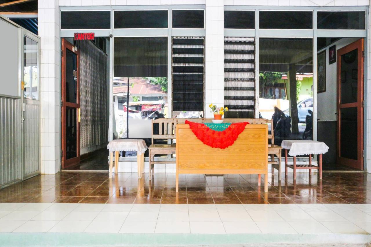 Spot On 91212 Hotel Kelimutu Kupang  Esterno foto